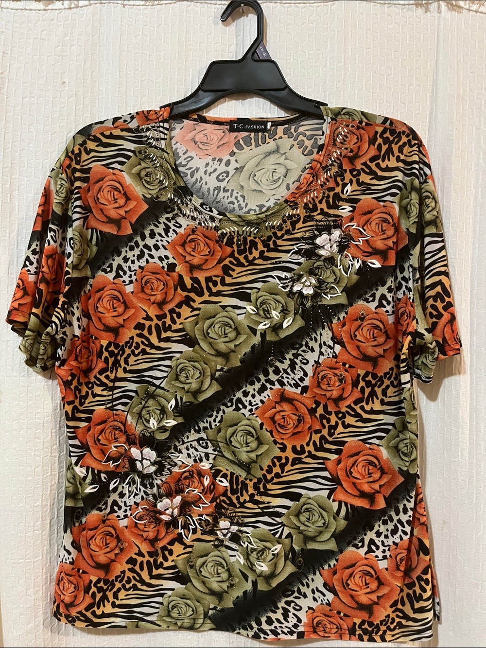 TC FASHION Women’s Top - Sz:XXXL - Roses - Zebra - Cheetah - Shiny Gold